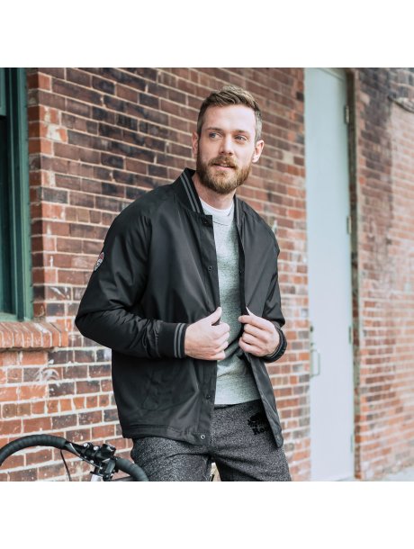 TM12714_995_B_ON-LIFESTYLE