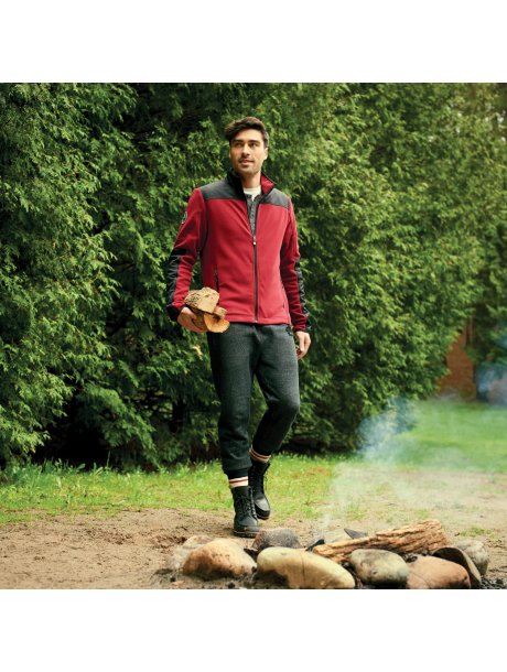 TM18155__372_B_ONL_CROP